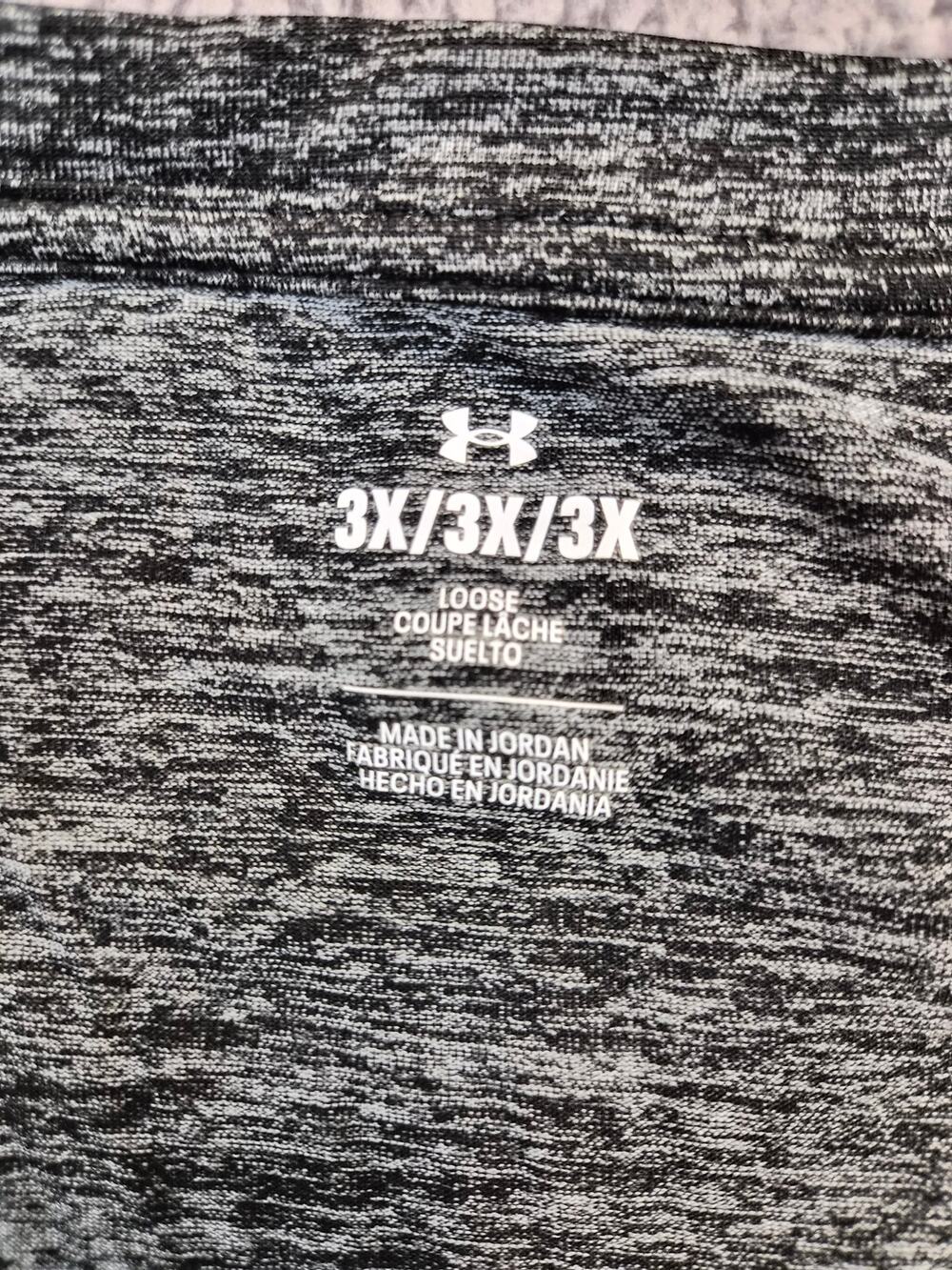 NWT Under Armour Women's T-Shirt Size 3X Gray Tech SSV (1375)